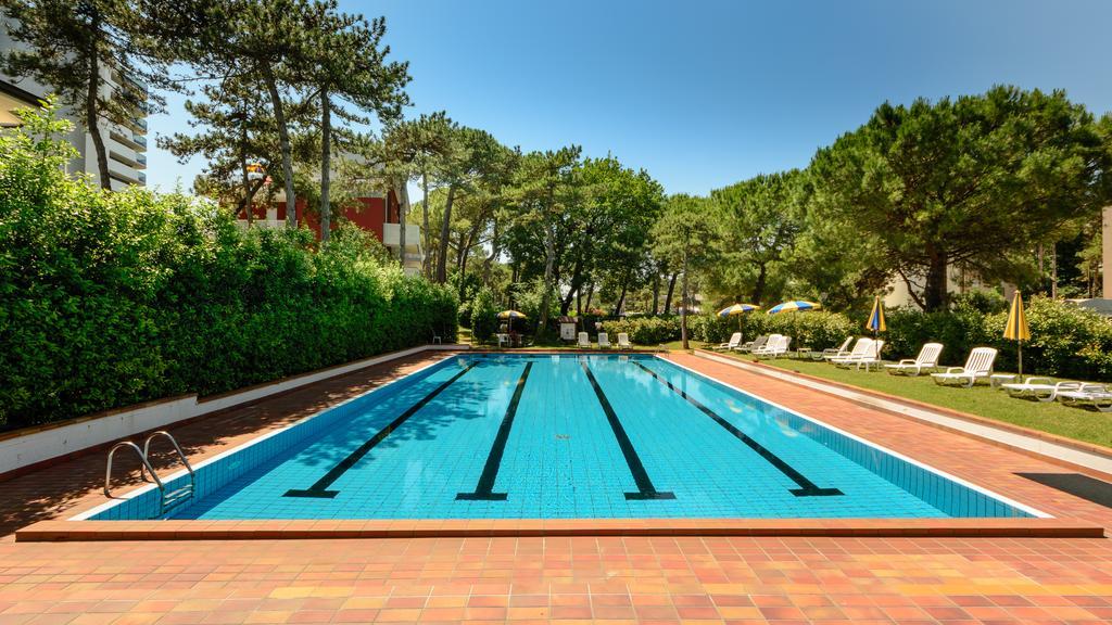 Appartamenti Vacanza Albatros Линяно Сабиадоро Екстериор снимка