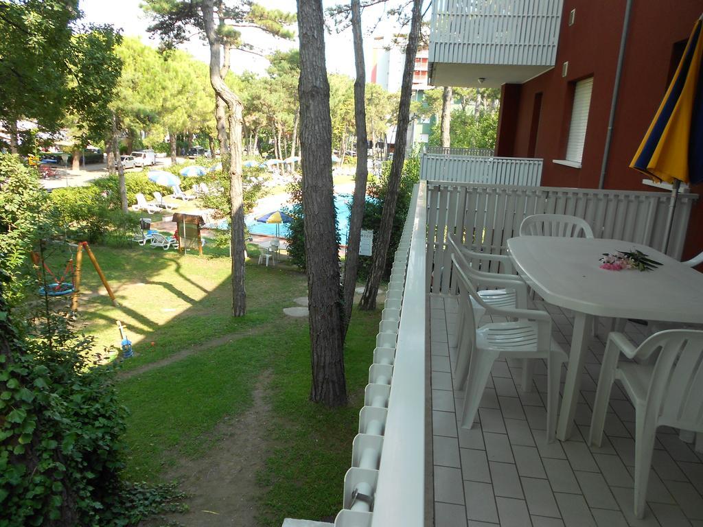 Appartamenti Vacanza Albatros Линяно Сабиадоро Екстериор снимка